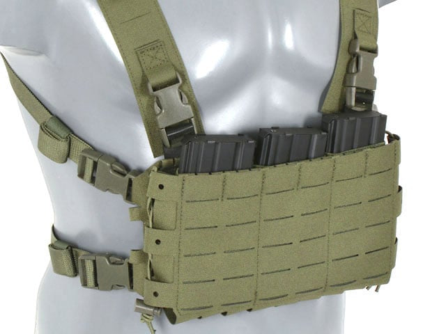 Chest Rig COMPACT - Buckle-up di 8FIELDS