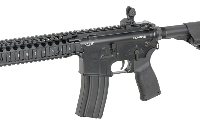 CM.105 Daniel Defense MK18 Eshooter ETU di EMG