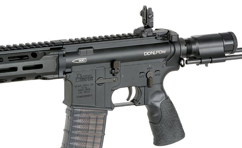 Daniel Defense DDM4 PDW SBR Replica di EMG