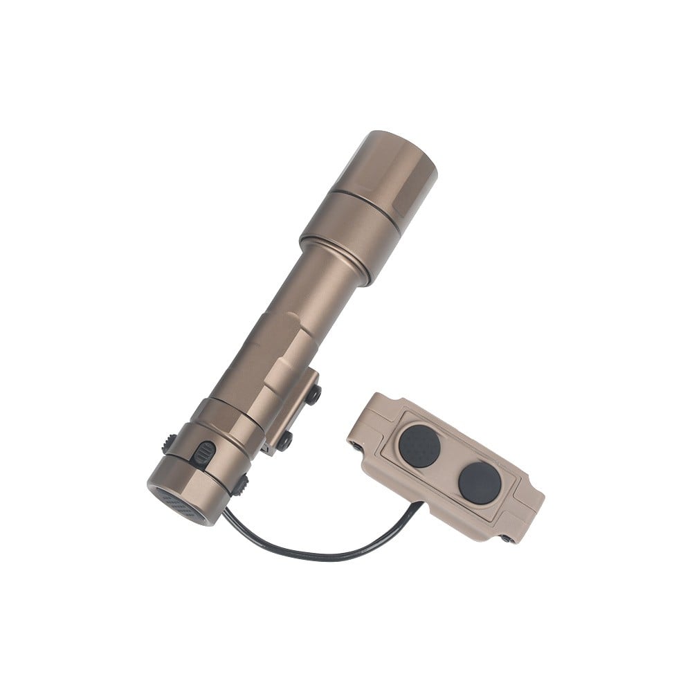 Torcia Tattica LED 1300 Lumens di WADSN