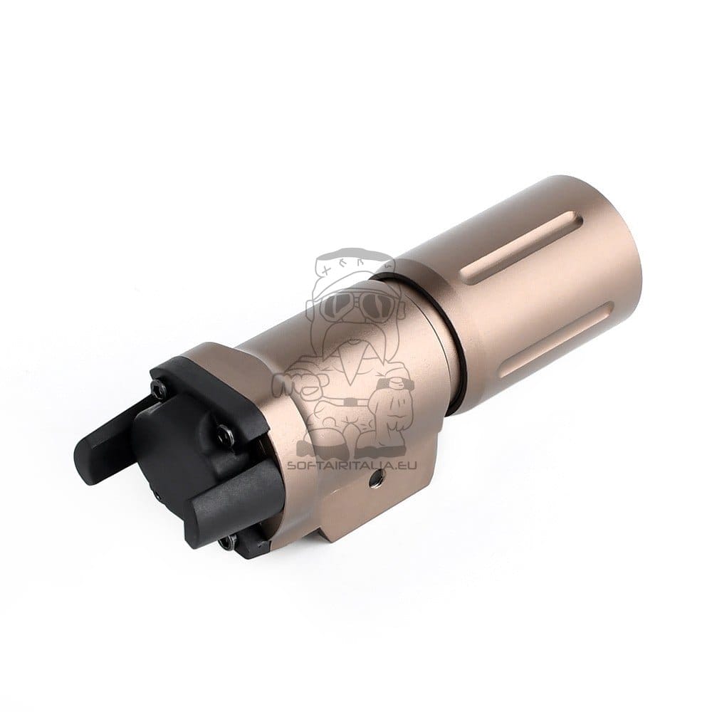 Torcia Tattica LED 1000 Lumens di WADSN