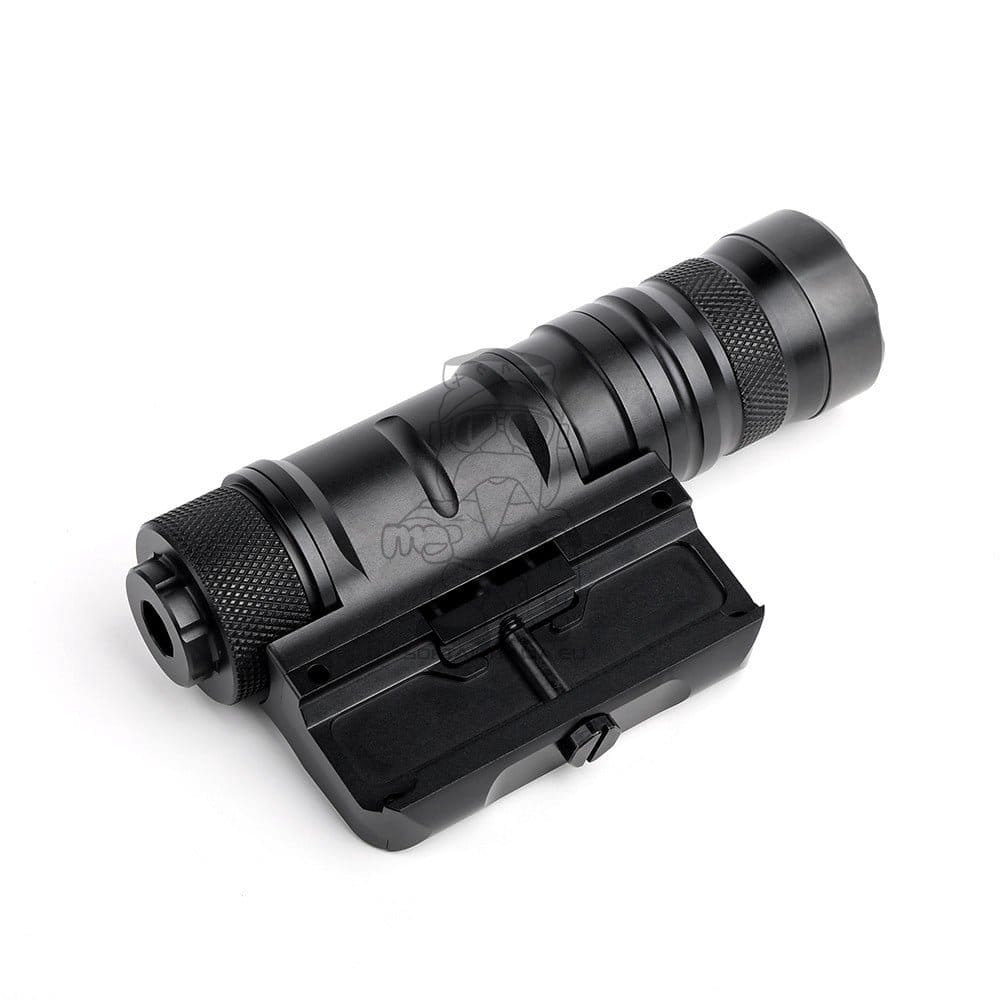 Torcia Tattica LED 1500 Lumens di WADSN