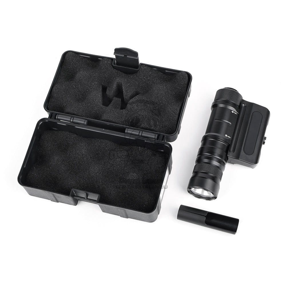 Torcia Tattica LED 1500 Lumens di WADSN