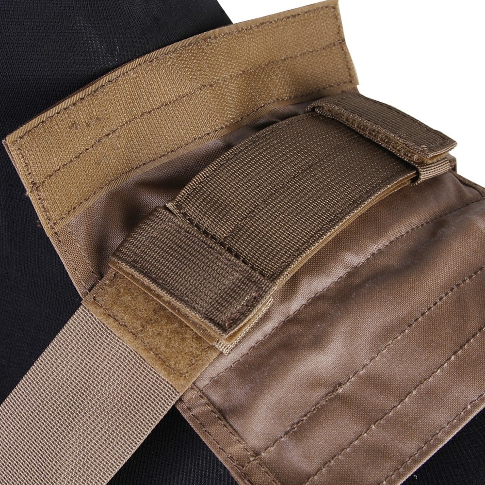 Gilet tattico Coyote Brown di EMERSONGEAR