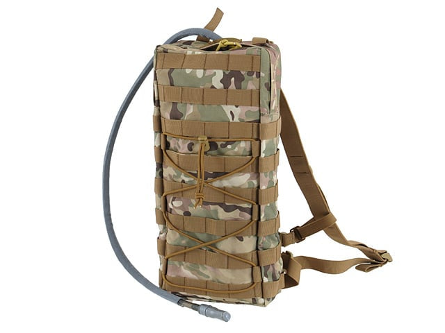 Porta idratazione tattico MOLLE con spallacci multicamo di 8FIELDS