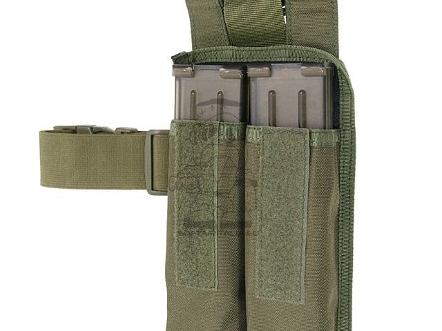 Tasca cosciale portacaricatore per CM.060 olive di 8FIELDS