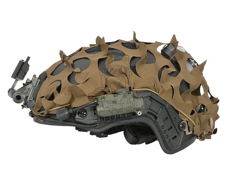 Copertura mimetica tagliata al laser 3D per elmetto high-cut Coyote di 8FIELDS