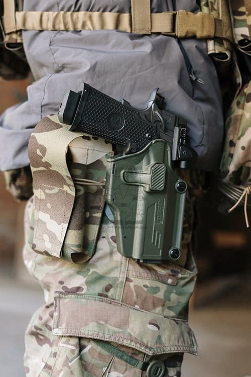 Fondina Per-Fit per oltre 80 modelli di pistola - Oliva di AMOMAX