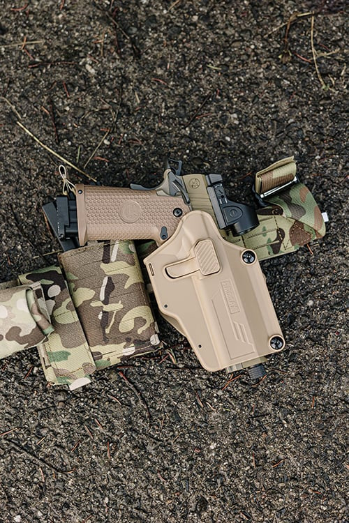 Fondina Per-Fit per oltre 80 modelli di pistola color khaki di AMOMAX