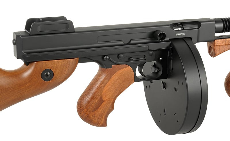 Replica di mitragliatrice Thompson CM.051 nera di CYMA