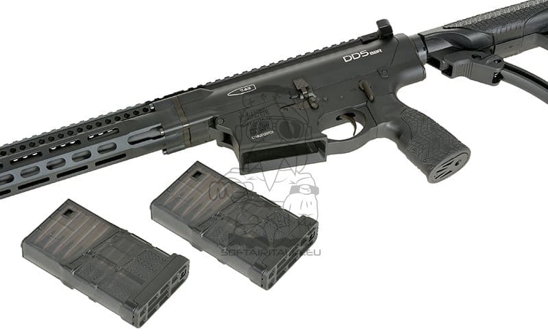 Replica Daniel Defense DD5 SBR 10.5" Eshooter ETU GEN-2 nera di EMG