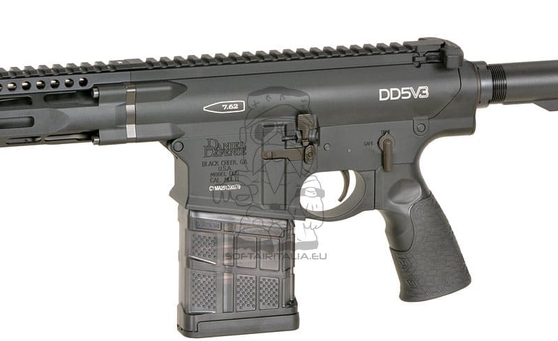 Fucile elettrico Daniel Defense DD5 V3 15" di EMG