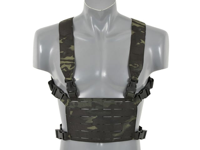 Chest Rig leggero Laser-Cut Multicamo Black di 8FIELDS