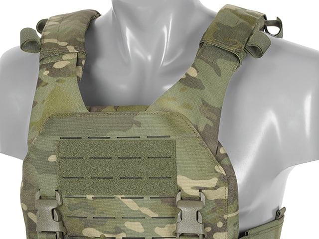 Plate Carrier QRF Laser-Cut Buckle Up Multicamo Tropic di 8FIELDS