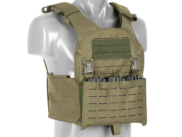 Plate Carrier QRF Laser-Cut Buckle Up con porta caricatori AR15/AK verde oliva di 8FIELDS
