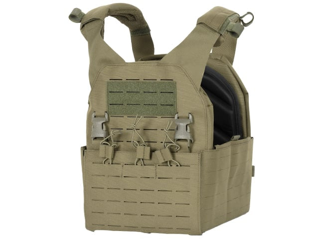 Plate Carrier QRF Laser-Cut Buckle Up con porta caricatori AR15/AK verde oliva di 8FIELDS