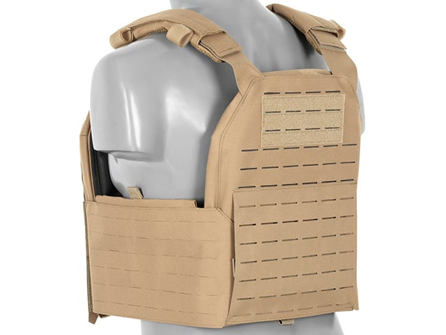 Plate Carrier tattico QRF Laser-Cut Buckle Up con porta caricatori AR15/AK tan di 8FIELDS