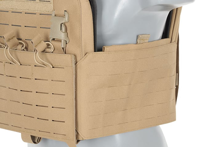 Plate Carrier tattico QRF Laser-Cut Buckle Up con porta caricatori AR15/AK tan di 8FIELDS