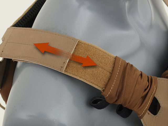 Gilet Tattico Lightweight Jump Plate Carrier di EMERSONGEAR