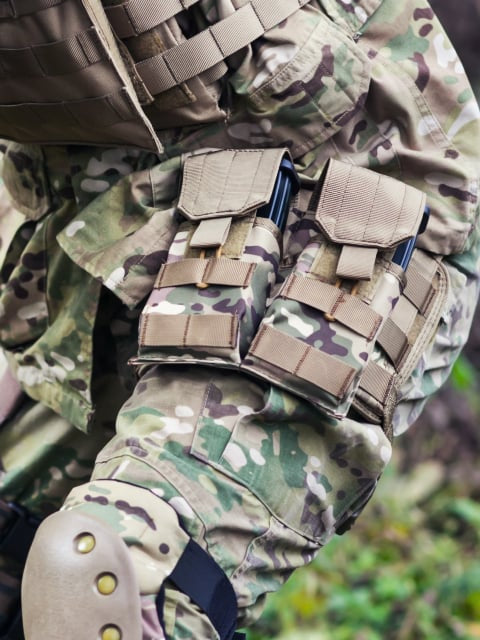 Modular Padded Drop Leg Panel di 8FIELDS