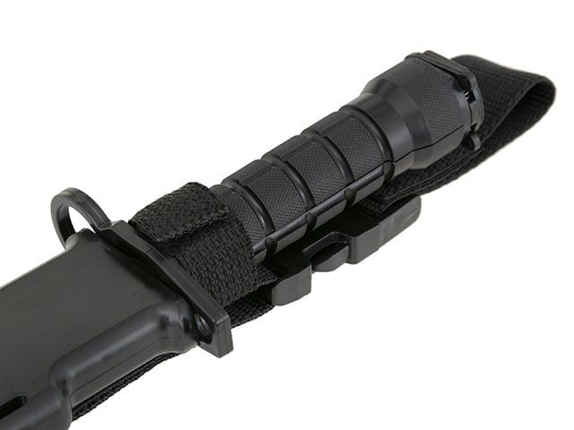 Bayonetta finta per M4/M16 di CYMA