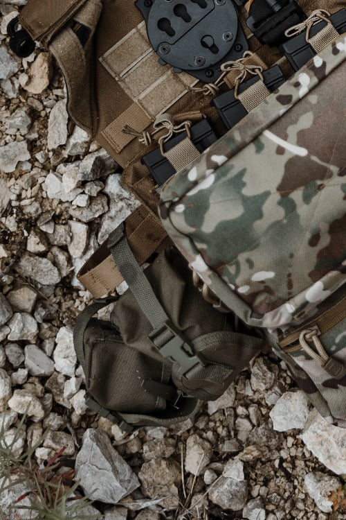 Frag Grenade Pouch - Olive di 8FIELDS