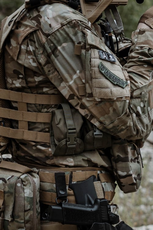 Frag Grenade Pouch - Olive di 8FIELDS