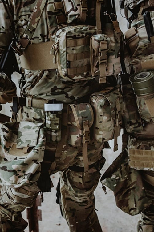 Smoke Grenade Pouch - Multicamo di 8FIELDS