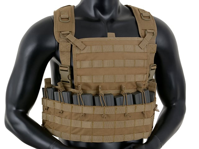 Tactical Rifleman Chest Rig - Coyote di 8FIELDS