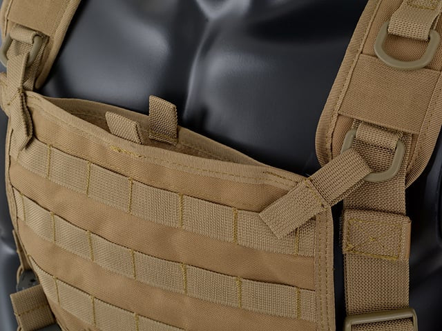 Tactical Rifleman Chest Rig - Coyote di 8FIELDS