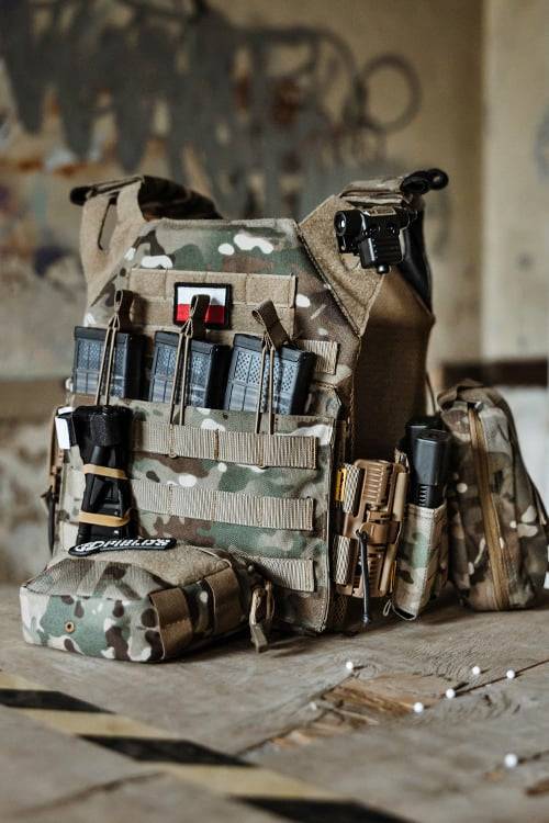 Jump Plate Carrier Cummerbund - Multicamo di 8FIELDS