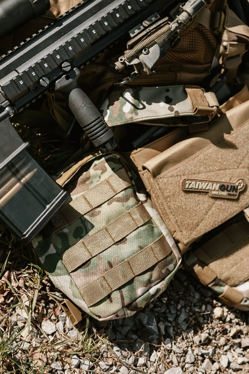 Large GP Pouch - Multicamo di 8FIELDS