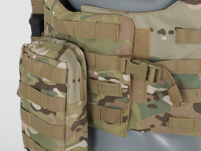 Gilet Tattico Lightweight AAV FSBE di 8FIELDS