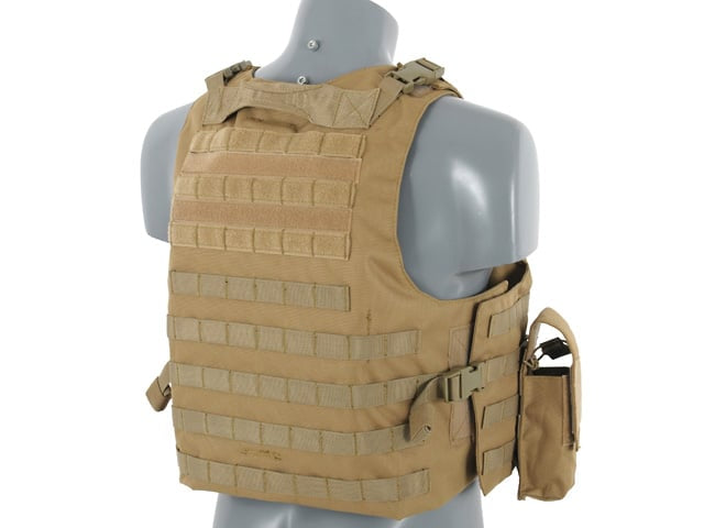 Gilet Tattico Lightweight AAV FSBE di 8FIELDS