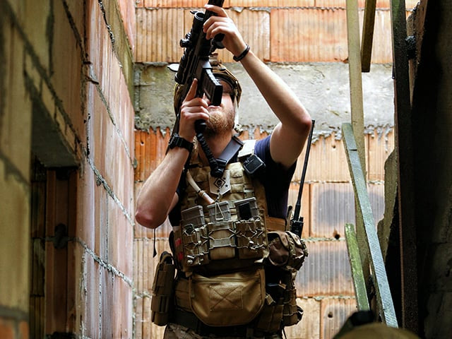 Drop-Down Utility Pouch Mod.2 di 8FIELDS