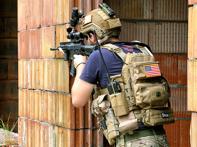 Assault Back Panel Mod.2 - Coyote di 8FIELDS