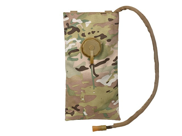 MOLLE Hydration Carrier con Sacca da 2L di 8FIELDS
