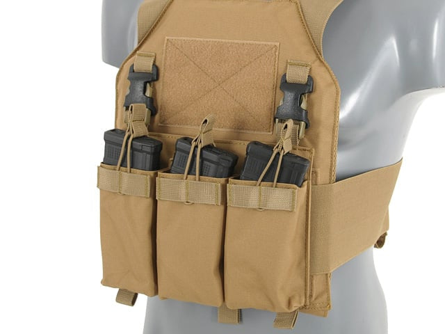 Buckle Up Triple 5.56 Pouch Panel di 8FIELDS