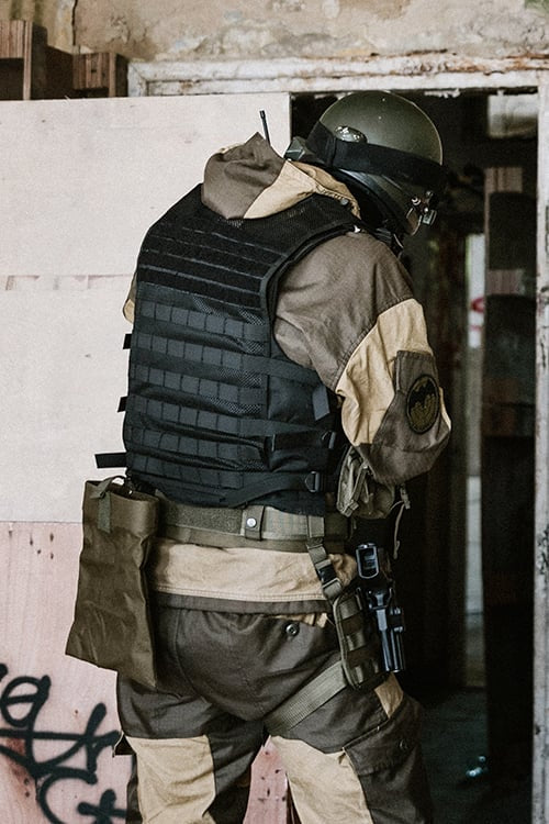 Gilet Tattico Mesh Nero di 8FIELDS