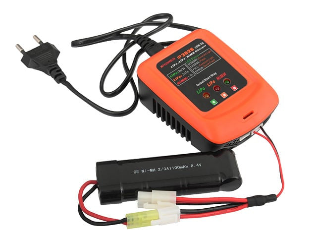 Caricabatterie LiPo/LiFe/NiMH 25W/3A di IPOWER