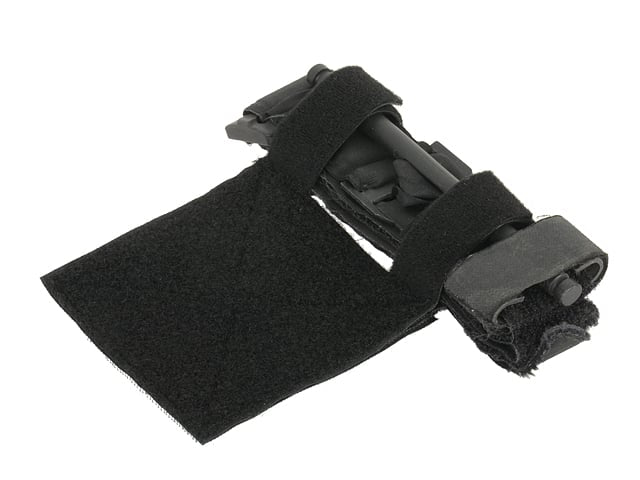Velcro Tourniquet Holder di 8FIELDS