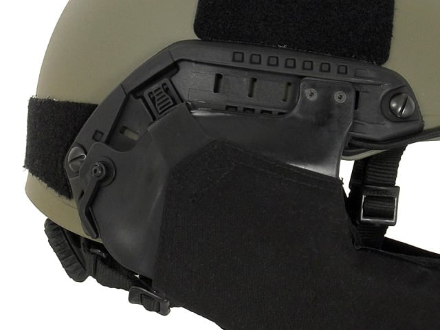 Helmet Mandible Guard - Black di FMA