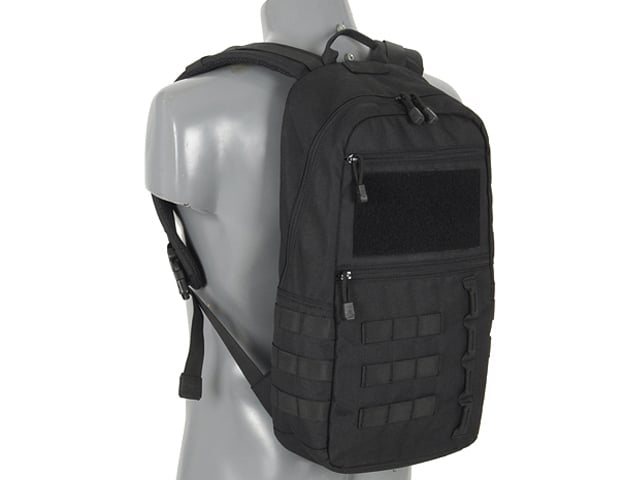 Zaino Tattico EXPLORADOR 15L di 8FIELDS