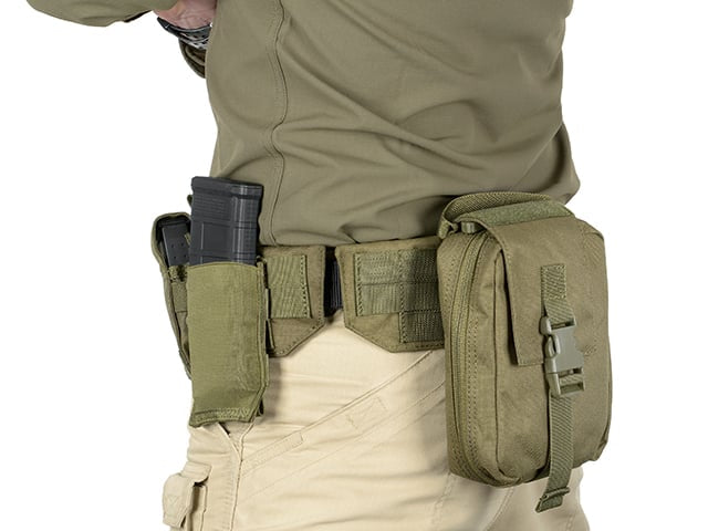 Belt Mounted MOLLE Panel - Multicamo di 8FIELDS