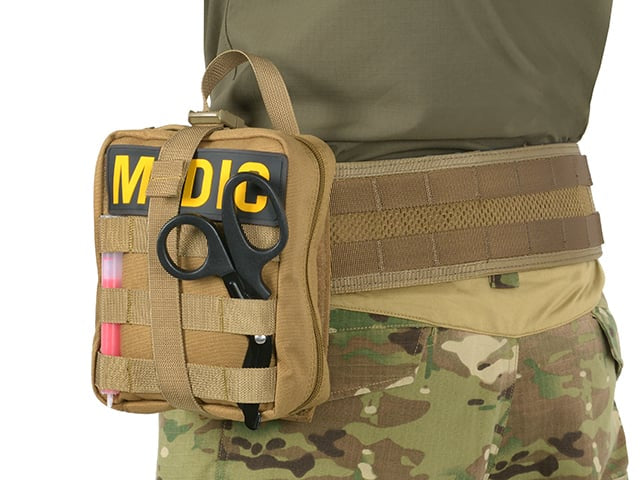 Large Rip-Off Medical Pouch di 8FIELDS
