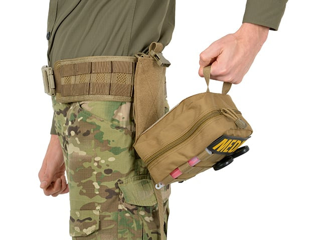 Large Rip-Off Medical Pouch - Coyote di 8FIELDS