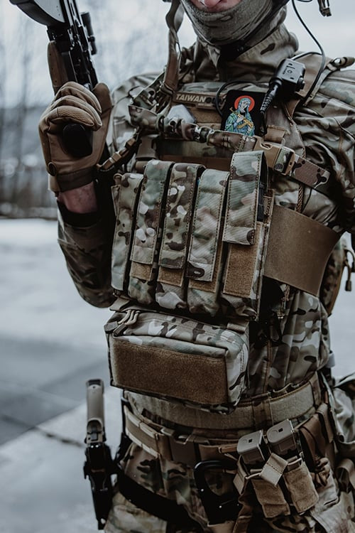 MP5/SMG Hybrid Mag Pouch - Multicamo di 8FIELDS