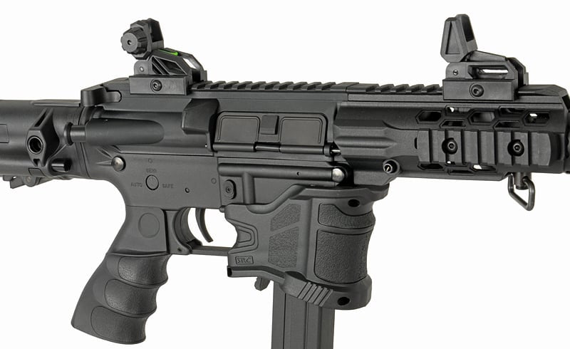 SR4 ST FALCON-ZS - Black di SRC