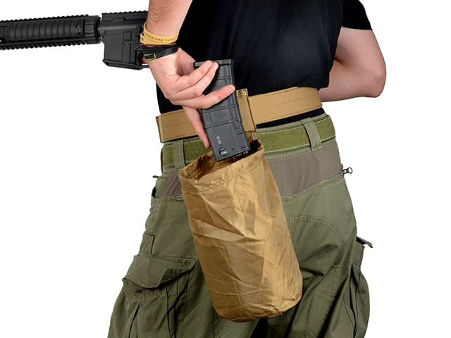 Belt Mounted Small Dump Pouch - Olive di 8FIELDS