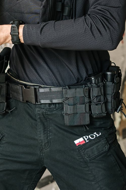 Rigid Combat Belt MOLLE (L) - Black di 8FIELDS